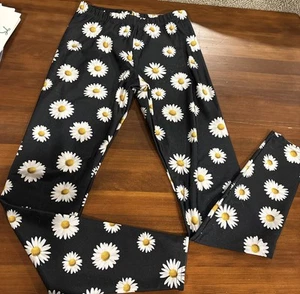 $57 Terez Kids Girl's Black Daisy Print Slim Waistband Leggings Size 4 - Picture 1 of 2