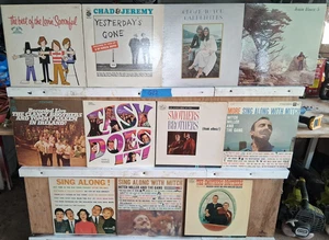 11 Album Lot~ 60s 70s Folk ~ Vinyl Album ~~~ Lot G 22 - Picture 1 of 1