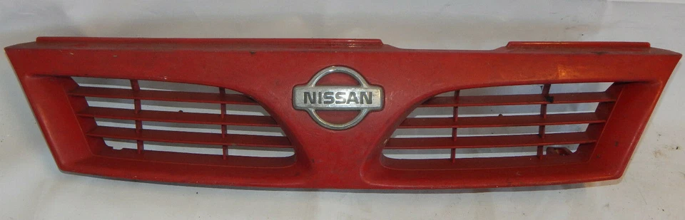 PARRILLA DE PARACHOQUES DELANTERO GENUINA NISSAN ALMERA N15 62310-0N000 (ROJA) Foto 1 de 1