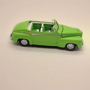 1946 46 Ford Deluxe V-8 Convertible Green Cruiser 1/64 Limited Edition - Picture 1 of 8