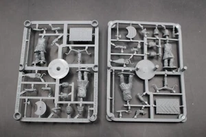 Wargames Fábrica Infantería Persa 28mm Plástico Nuevo de Lote Antiguo - Imagen 1 de 4