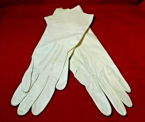 Ladies 6 1/4 Soft Off White Genuine Leather Gloves - Picture 1 of 3