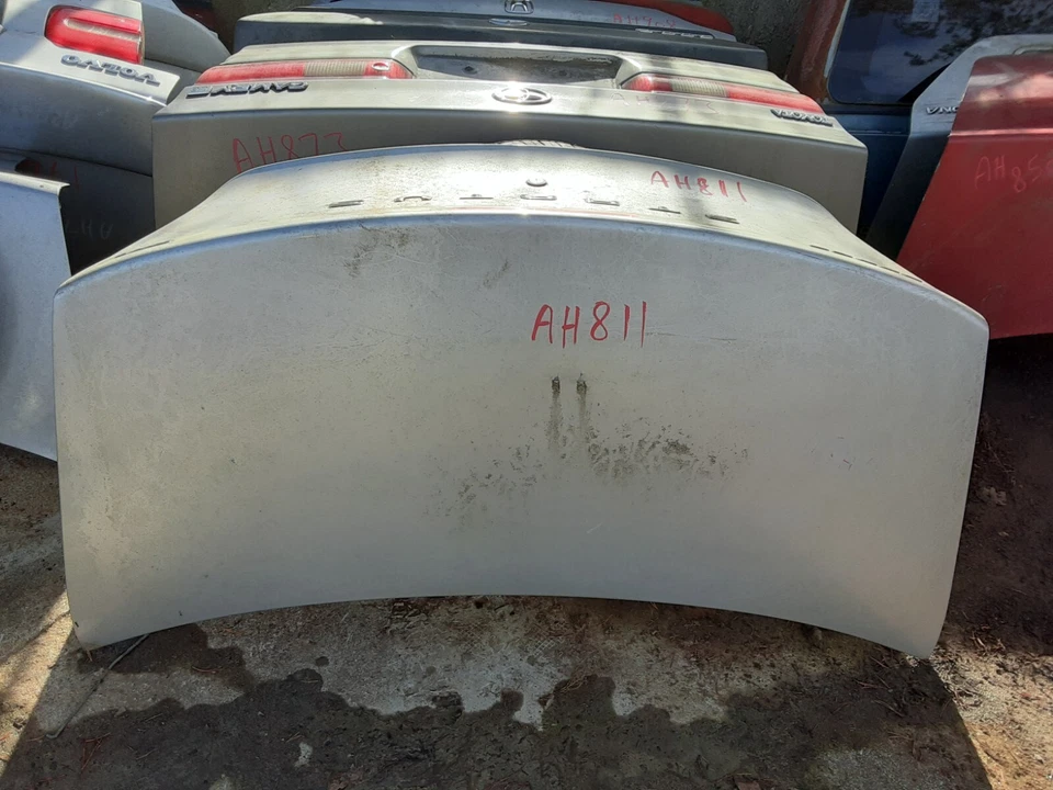 2001 - 2006 DODGE STRATUS TRUNK HATCH TAILGATE W/O SPOILER OEM - 170-01867 - Image 1 of 4