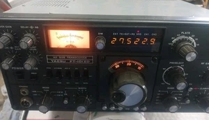 Yaesu FT-101ZD Transceiver Power Up TYLKO, Bez KABLA ZASILAJĄCEGO - NIE PRZEPROWADZONO TESTÓW - Zdjęcie 1 z 24