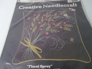 Vintage Sultana FLORAL SPRAY Crewel Pillow Kit 14" - Picture 1 of 4