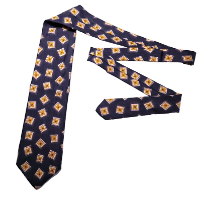 Corbata Hugo Boss para hombre púrpura floral 100 % seda hecha a mano en Italia Foto 1 de 4