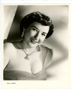 Vintage 8x10 Sexy Cheesecake Pinup Photo Bell Hayes Torch Singer - Picture 1 of 2