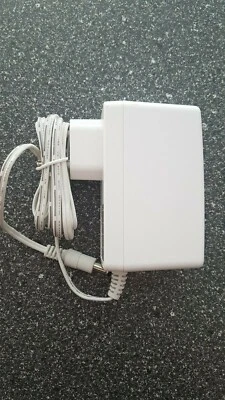 AVM Original Fritz!Box Netzteil 311P0W126 für 6590, 7590 etc. 12V / 3,5A - NEUWERTIG