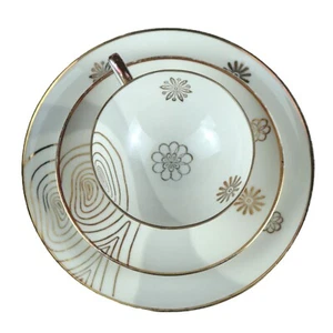 Vintage MCM Bavarian Teacup Trio - Floral Medaillon with Gray & Gold Accents - Bild 1 von 9