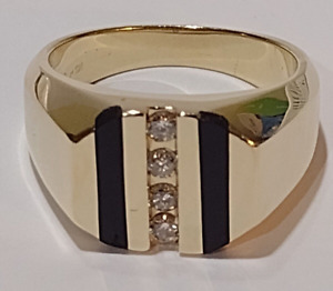MENS 14K YELLOW GOLD ONYX AND DIAMOND RING SIZE 9.5 w/video