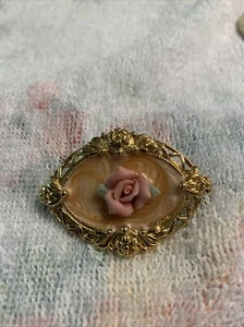 Broche prendedor vintage 1987 Avon tono dorado Victoria Rose bonito - Imagen 1 de 6