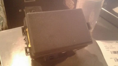 2013 2014 2015 2016 HYUNDAI GENESIS COUPE UNDER HOOD FUSE BOX,ID 91470-2M083 - Image 1 of 3