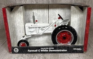 1/16 Ertl McCormick Farmall C White Demonstrator Tractor DieCast - Picture 1 of 6