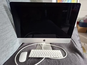 21.5 Inch Apple iMac With Retina 4K Display 1TB HD 8GB Ram Core i5 Computer - Picture 1 of 11