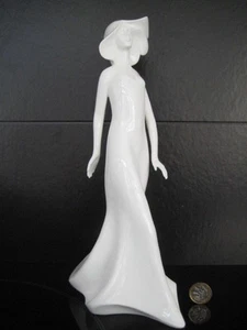 ESTATUILLA DE DAMA ALTA DE HUESO PORCELANA REAL IMÁGENES MELANCÓLICAS HN3664 - Imagen 1 de 12