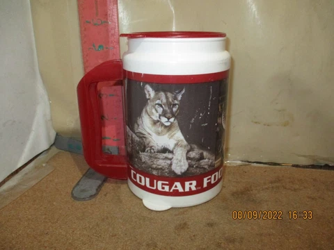 WHIRELY INDUSTRIES COUGAR FOOTBALL SATURDAY HOT/COLD MUG - MADE IN USA Cover