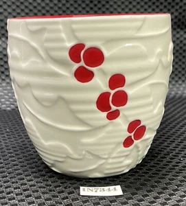 STARBUCKS 2010 Holiday Coffee Cup-White Cup-Red Inside & Red Holly IN7344T - Picture 1 of 9