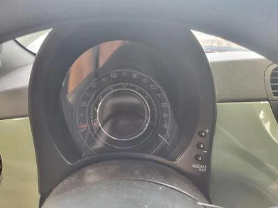 二手速度计 适合:2012 菲亚特 500 2 Dr 集群 Pop Cpe VIN A 第 7 位 — 第 1/4 张图片