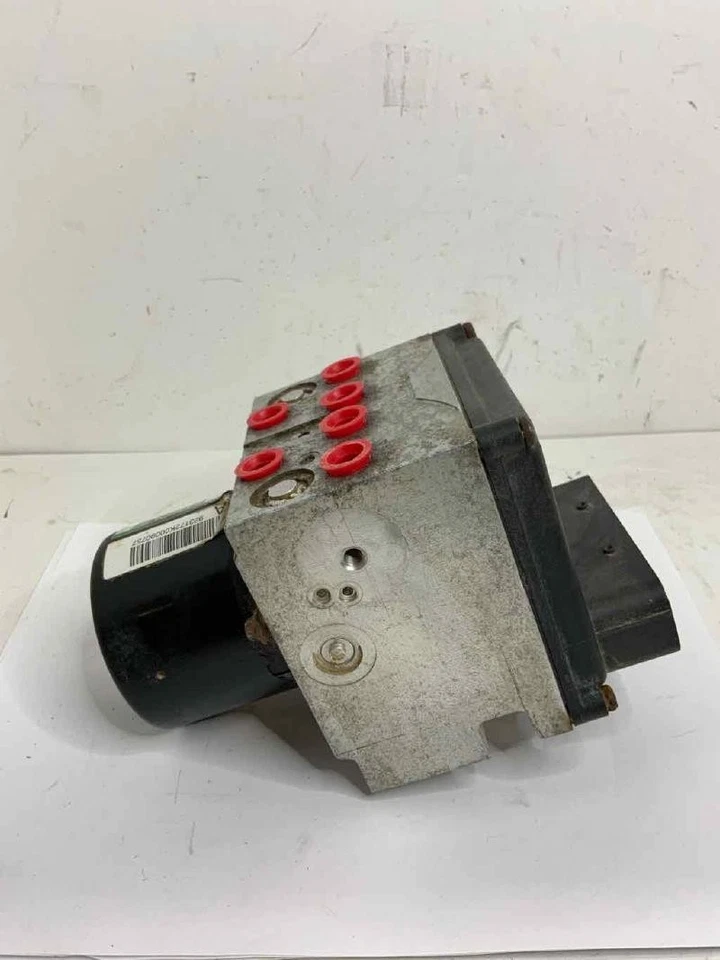 2007-2009 CHEVY TRAILBLAZER ABS Anti-Lock Brake Pump Assembly AWD OEM - Image 1 of 4