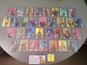 32 tarjetas holográficas Fortnite 2020 Panini Series 2 Italia mezcladas casi como nuevas a como nuevas lote de 3 - Imagen 1 de 2