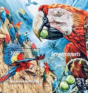 NIGER PARROTS STAMPS SOUVENIR SHEET 2015 MNH SCARLET MACAW BIRD PARROT BIRDS - Picture 1 of 1