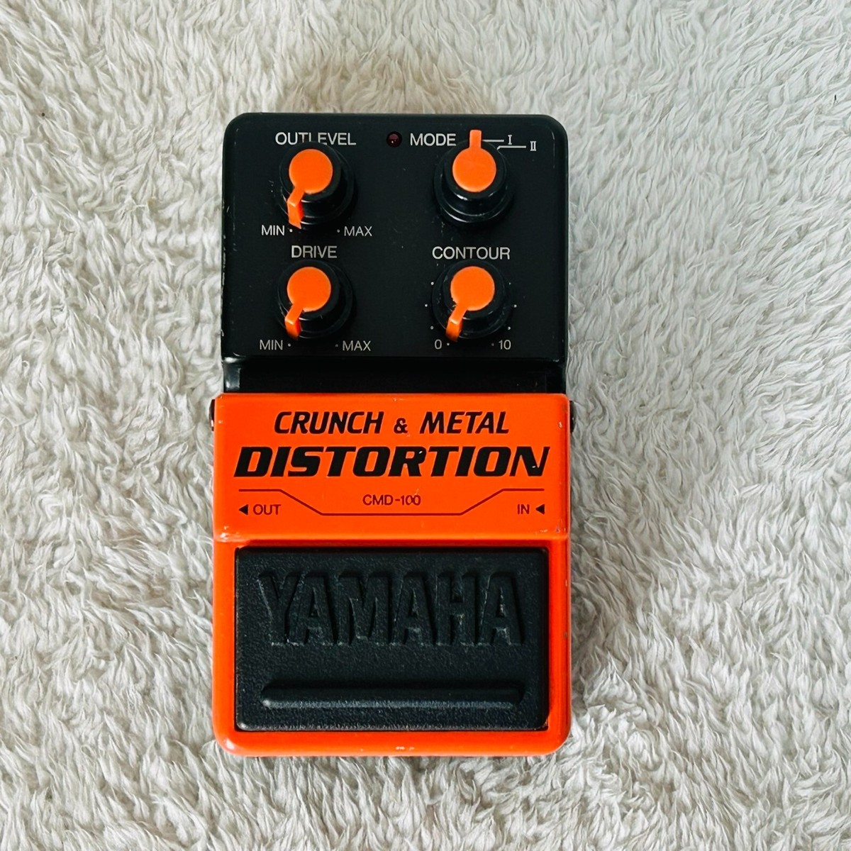 ■YAMAHA CRUNCH L DISTORTION CMD-100 Yamaha CMD-100 Crunch & Metal Distortion Guitar Effect Pedal