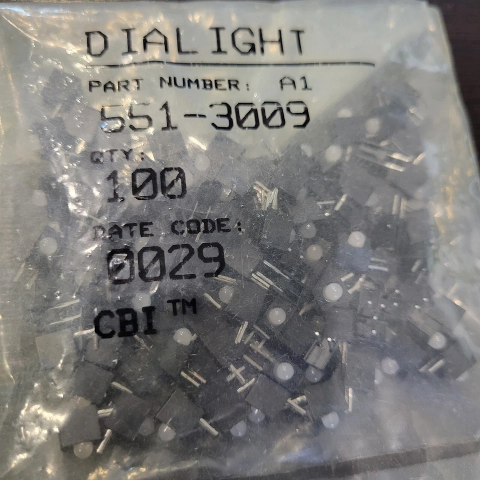 (100 PCS)  551-3009 Dialight LED 3mm RED GREEN LED NEW USA SALE $49 - Image 1 of 1