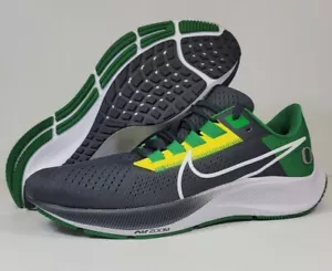 NEW Mens Nike Air Zoom Pegasus 38 NCAA Oregon Ducks Running Shoes Size 10 Green - Picture 1 of 10