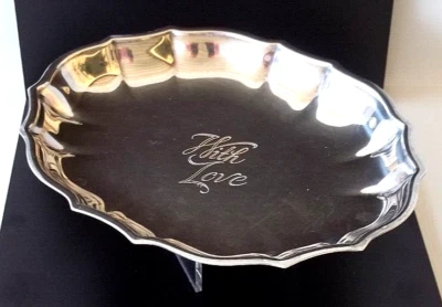 Plato de Plata Pequeño Grabado "CON AMOR" Ornamentado Foto 1 de 4