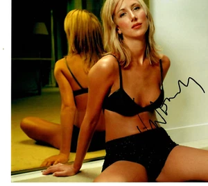 RARE IMAGE! “It girl" Lady Victoria Hervey Hand Signed 10X8 Color Photo - Picture 1 of 1