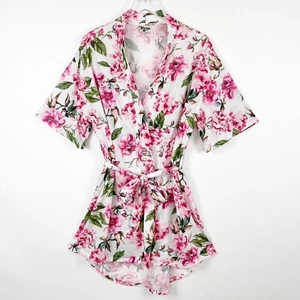 Show Me Your Mumu leichter kurzärmliger Morgenmantel mit Blumenmuster und V-Ausschnitt Damen Einheitsgröße - Bild 1 von 7