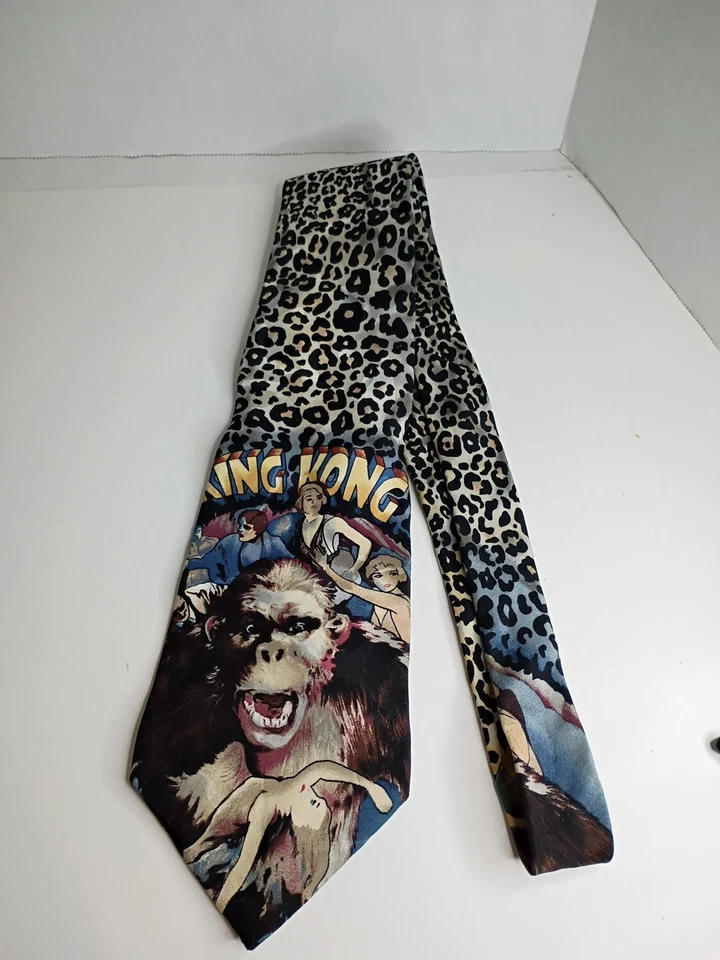 Gravata vintage 1992 King Kong estampa de leopardo caprichosa filme americano clássico seda - Imagem 1 de 4