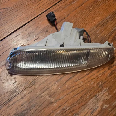 Luz izquierda del conductor del intermitente delantero del fabricante original Mazda Miata NA 1990-1997 Foto 1 de 4