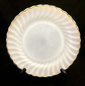 Anchor Hocking Swirl Shell Milk Glass with Gold Trim 10" Dinner Plate - Picture 1 of 9