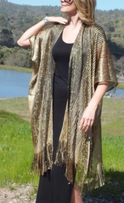 Malla Metálica Brillo Negro Dorado Kimono Festival Plumero Top Talla Única Talla Grande Foto 1 de 4