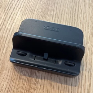 Genuine Nintendo Wii U Black Stand  Gamepad Charger Dock WUP-014 - Picture 1 of 7