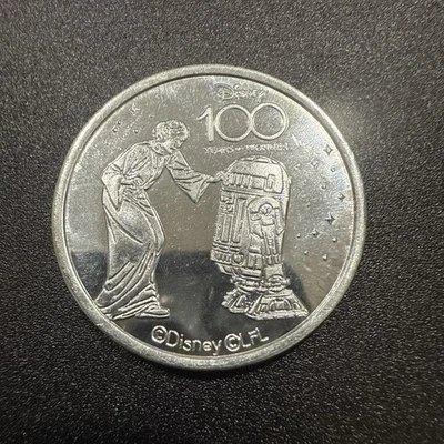 Disney 100 years of wonder princess Leia And R2D2 Medallion  - Image 1 of 4
