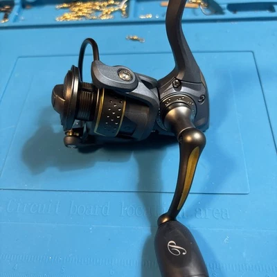 Pflueger PRESSP20 鱼旋转卷轴 - 20 码 — 第 1/4 张图片