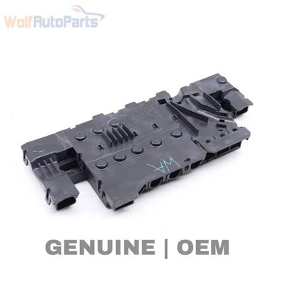 Land Rover Range Rover Sport 2014 2017-2022 - Terminal de batería trasero/caja de fusibles Foto 1 de 4