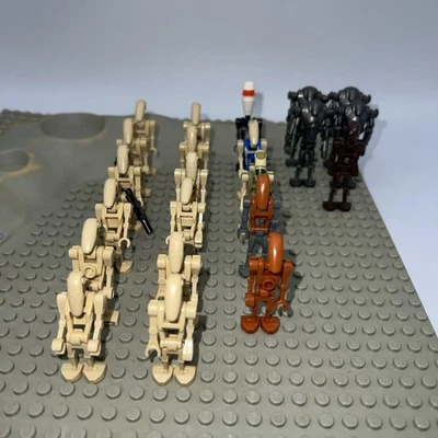 Lego Star Wars Droid Minifigures Lot 1 - Image 1 of 4
