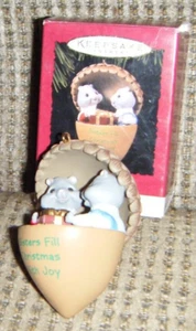1994 SISTER TO SISTER ORNAMENT Hallmark Sisters Fill Christmas with Joy MIB - Picture 1 of 1