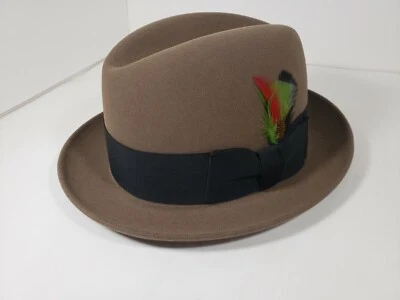 DOBBS DAILY CORNHILL CAMEL FUR FELT CENTER DENT FEDORA HAT MADE IN USA - Image 1 of 4