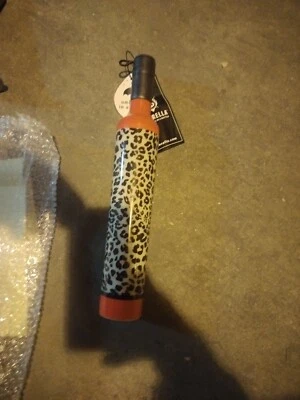 Paraguas Vinrella en botella leopardo Foto 1 de 4