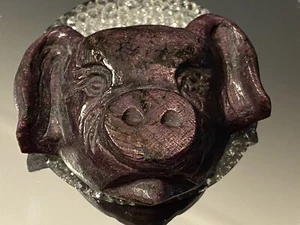 Big Rare!! 443.77ct Red Black Ruby With Zoisite Pig Face. - Picture 1 of 12