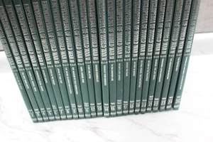 Illustrated Encyclopedia Of World War 2 Marshall Cavendish book pick 1 - Picture 1 of 12