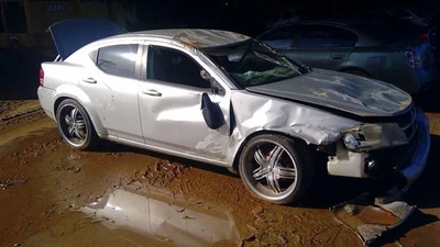 Palanca de cambios de piso Dodge Avenger 08 09 10 11 12 13 14 Foto 1 de 4