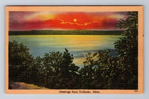 Kalkaska MI-Michigan, saludos generales, puesta de sol en el lago, postal vintage - Imagen 1 de 2