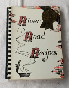 Cajun Cooking - River Road Recipes I. Jr. League of Baton Rouge Louisiana - Picture 1 of 4