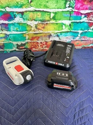 PORTER-CABLE Cargador Luz de Trabajo LED, Cargador USB, 20V (Solo Herramienta) con manuales Foto 1 de 4