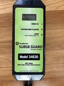 Protector contra sobretensiones modelo 34830 RV campistas protección eléctrica - 120V 30 Amp Southwire - Imagen 1 de 4
